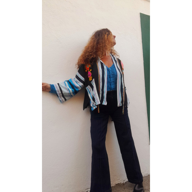 TABOO, CHAQUETA SEDA CON BORDADOS