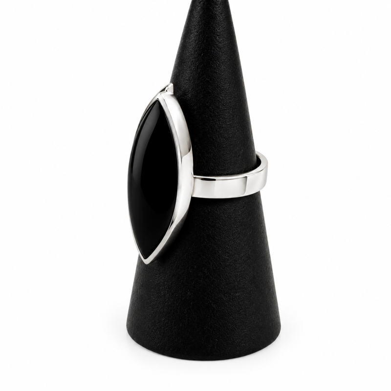 BEL, ANILLO DE PLATA Y ONIX REGULABLE